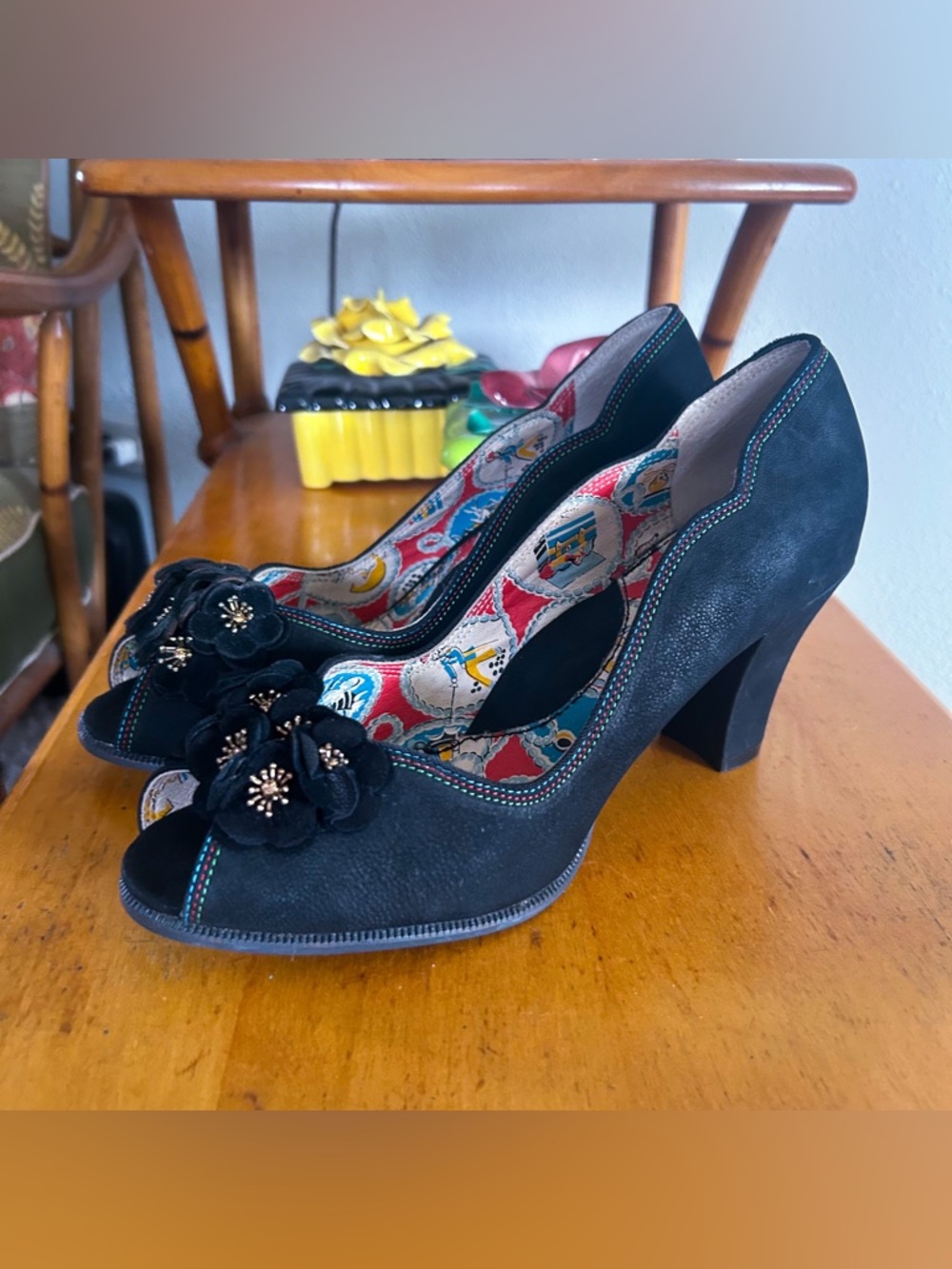 Retro 1940s style Shoes | Peep Toe Heel | Miss L-Fire | 40 | Black Suede | 9